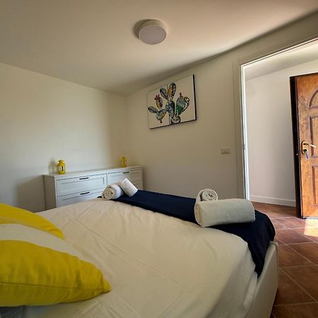 Casa Del Saraceno Villa มัสซาลูเบรนเซ ภายนอก รูปภาพ